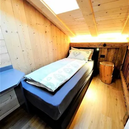 Mountain Scoiattolo By Chalet *