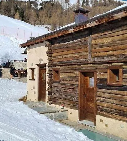 Mountain Scoiattolo By Chalet *